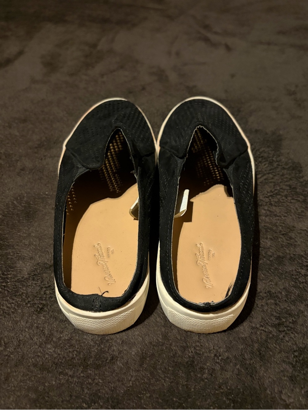 Universal Thread Suede Mule - Picture 4 of 9